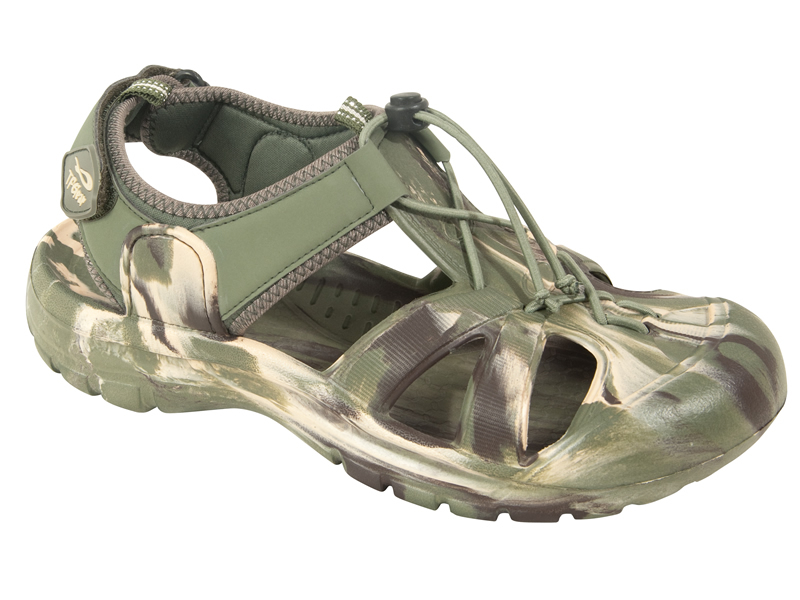 fox chunk camo flip flops